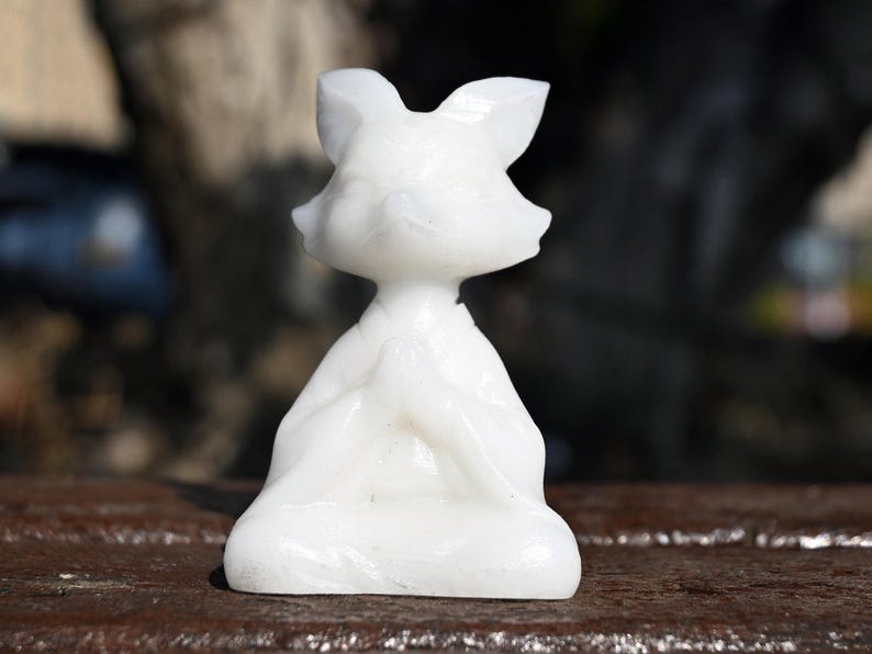 2.2'' Natural White jade Fox，Crystal fox, Quartz crystal，Animal skull，crystal carved，crystal skull，Halloween gift，healing stone 1PC