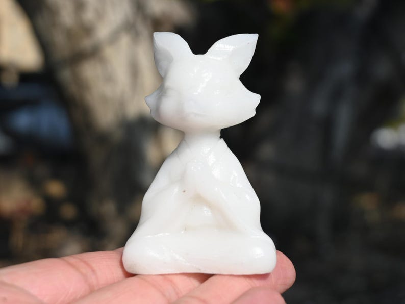 2.2'' Natural White jade Fox，Crystal fox, Quartz crystal，Animal skull，crystal carved，crystal skull，Halloween gift，healing stone 1PC