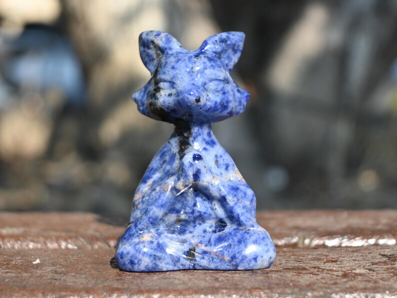 2.2'' Natural Sodalite Fox，Crystal fox, Quartz crystal，Animal skull，crystal carved，crystal skull，Halloween gift，healing stone 1PC