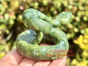 2.8" Natural Olive Green jade Hand Carved Snake,Crystal quartz Skull,Snake Carving,Energy crystal,Reiki healing,Home Decor,Crystal gifts 1PC