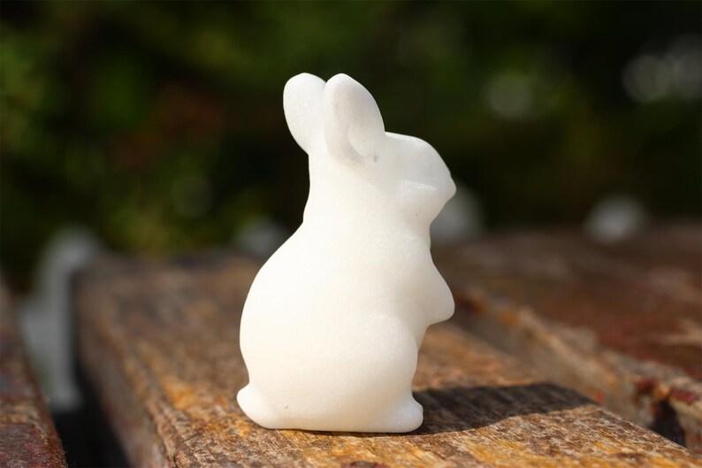 2" Natural white jade Rabbit,Quartz Crystal Carved ,Crystal Heal Reiki,Home decoration,Crystal Sculpture,Mineral,Crystal Gifts