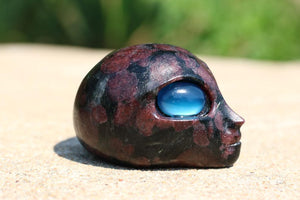 2.3" Natural garnet alien skull, Quartz Crystal Carved, Crystal Heal Reiki, Home decoration, Crystal Gifts