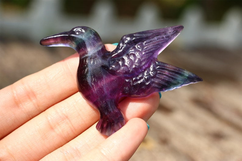 2" Natural rainbow fluorite carved hummingbird,Quartz Crystal Carved ,Crystal Heal Reiki,Home decoration,Crystal Sculpture,Crystal Gifts