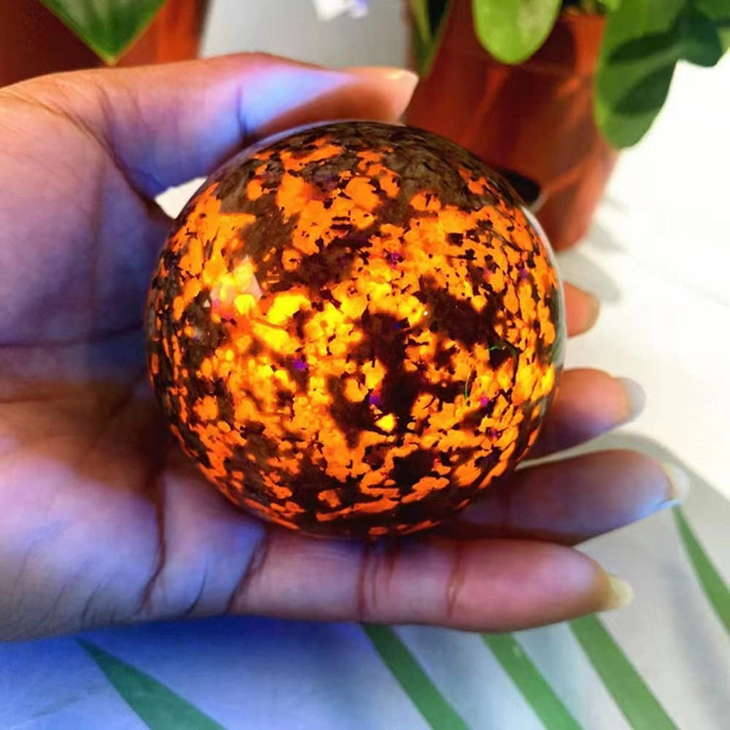 Amazing Yooperlite Ball UV Reaction Crystal Ball