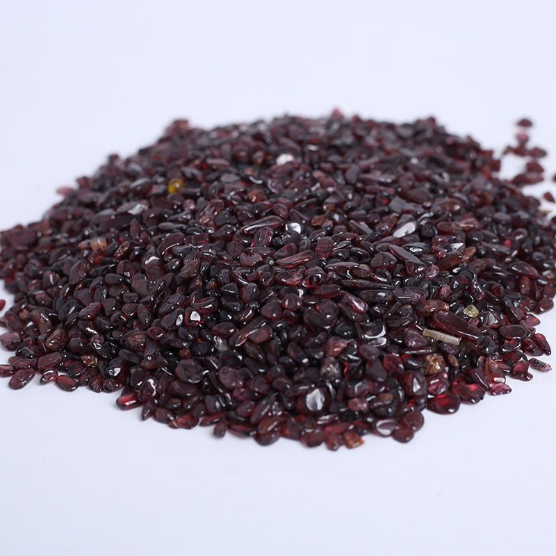 200g Natural garnet gemstone for decoration