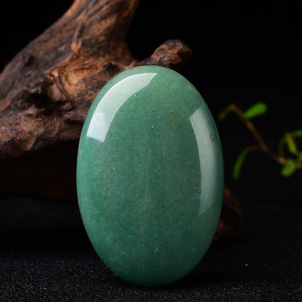 Natural Green Aventurine Palm Stone Quartz Healing Crystal Massage Hand-Polished Meditation Reiki Stone