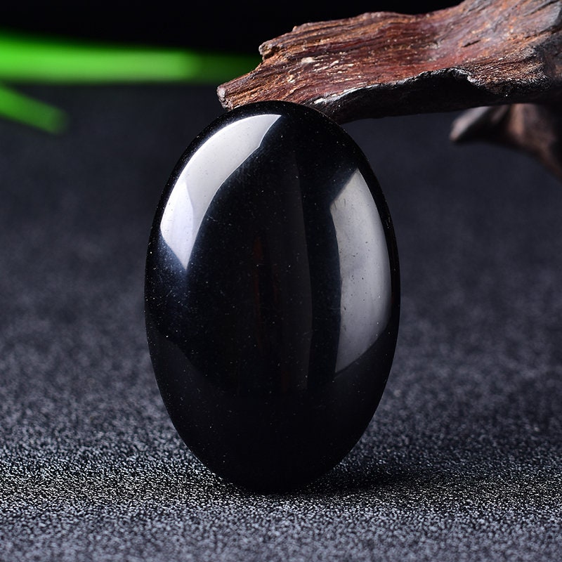 Black Obsidian Palm Stone Reiki Quartz Healing Crystal Massage Polished Meditation Hand-Polished Gemstone Crystal Massage Accessories