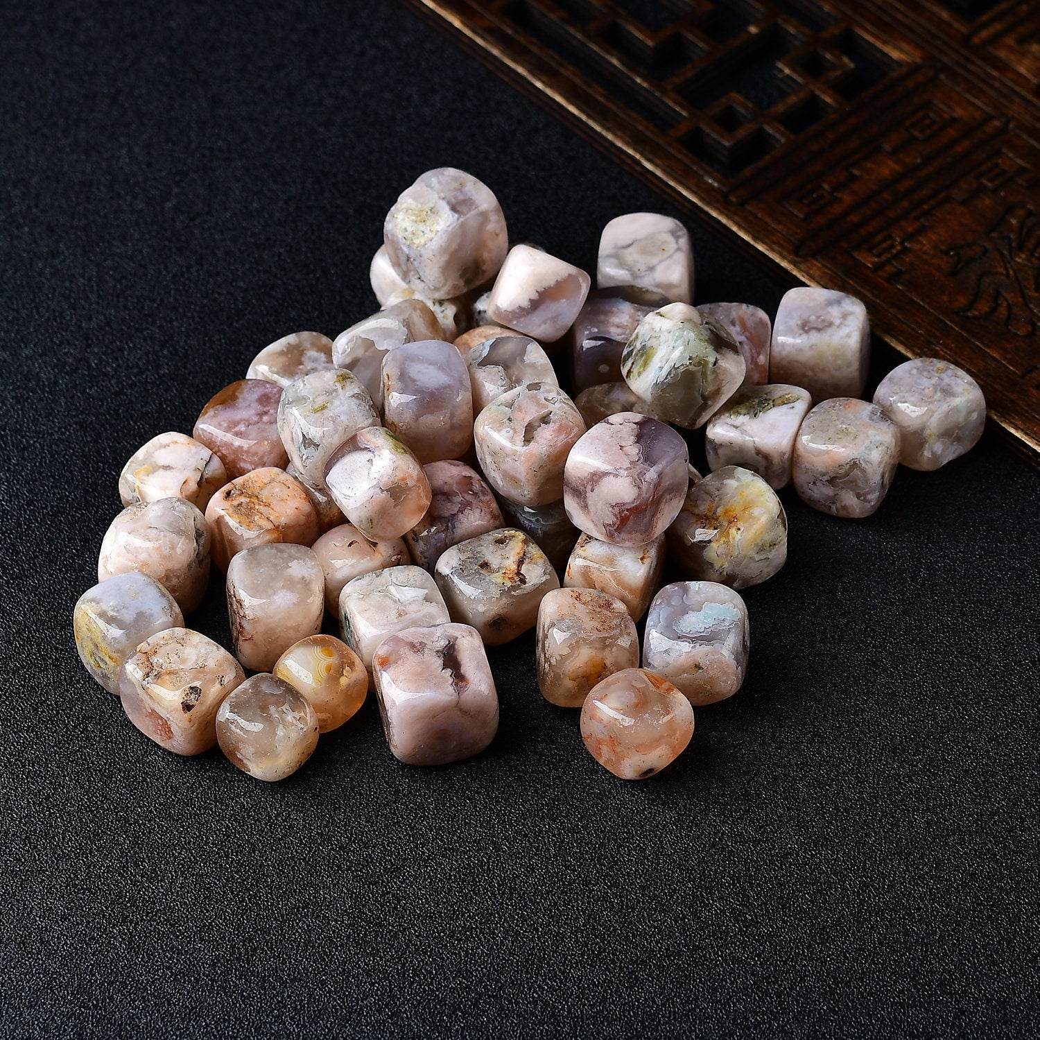 6 Pieces Polished Natural Sakura Agate Rose CUBE Tumbled Stone Gravel Stone Crystal Pink Hand-Polished Fish Tank Decor Garden Tokyo Gift