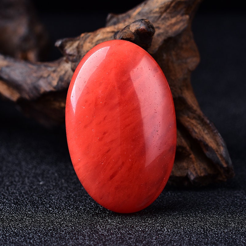 Red Melting Palm Stone Quartz Healing Crystal Massage Tools Polished Infused Gemstone Meditation Rock Hand-Polished Energy SPA Decor Gift