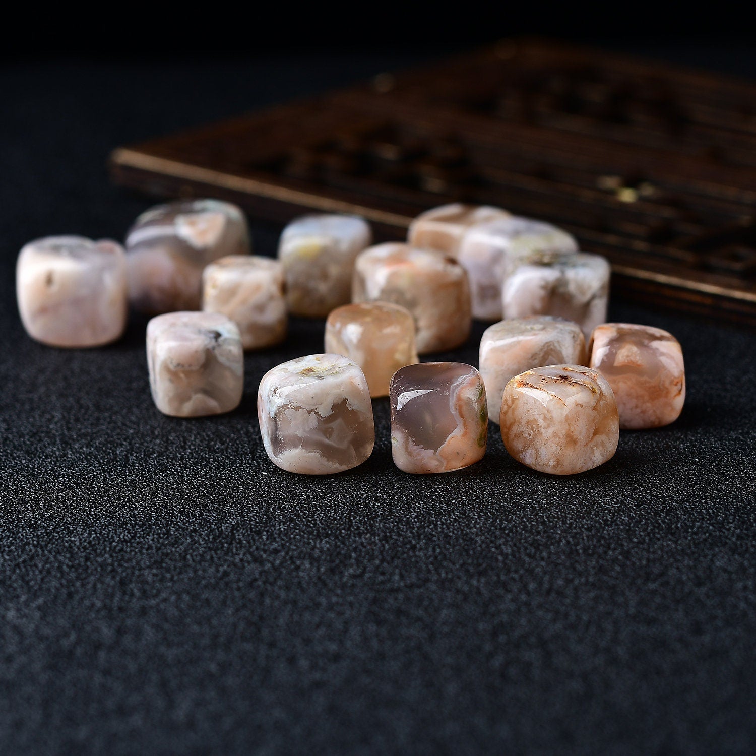 6 Pieces Polished Natural Sakura Agate Rose CUBE Tumbled Stone Gravel Stone Crystal Pink Hand-Polished Fish Tank Decor Garden Tokyo Gift