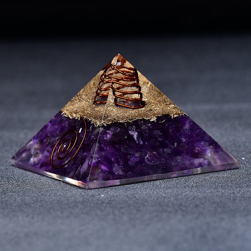 2.36‘’ Orgone Pyramid Chakra Amethyst Quartz Healing Gold EMF Protection Gift Orgonite Pyramid DIY Meditation Hand Made Decor Collection